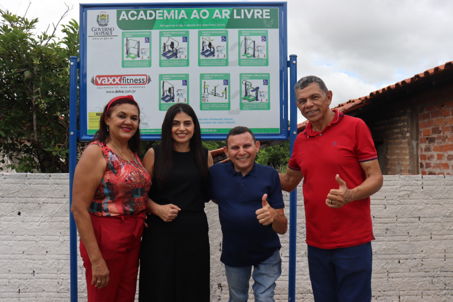 Seid inaugura academia acessível ao ar livre em José de Freitas