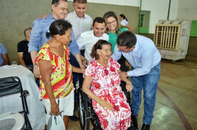 Pessoas com deficiência são beneficiadas pelo Programa Passo à Frente