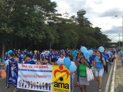 Dia Mundial de Conscientização do Autismo é comemorado com caminhada